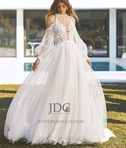 Romantic ivory wedding dress